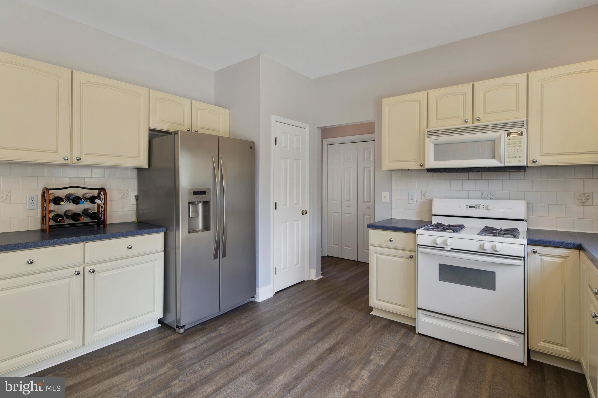 11 Whiskey Mill Road Clarksboro, NJ 08020 - Photo 3 of 35 kitchen with lots of cabinet space