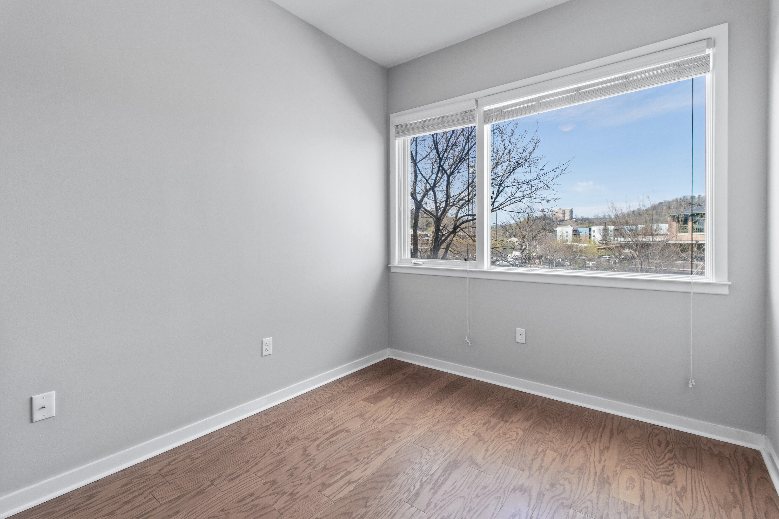 200 Manufacturers Road, Unit 235 Chattanooga, TN 37405 - Photo 12 of 23 Bedroom #2