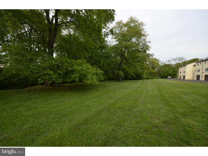 404 Dresher Road, Unit J Horsham, PA 19044 - Photo 19 of 20 Gallery Image 19