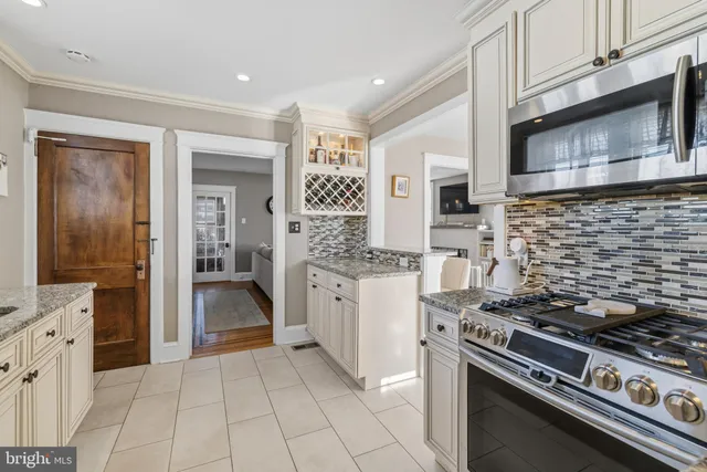 $595,000 | 15 East 11th Avenue, Conshohocken, PA 19428