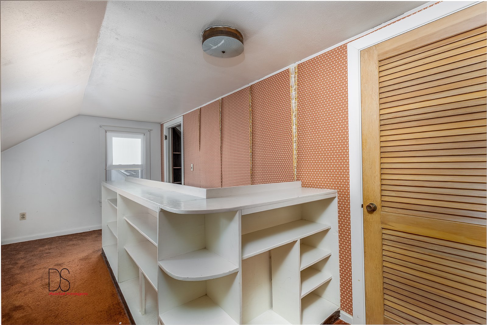 2113 Fields Place Ottawa, IL 61350 - Photo 15 of 28 a bathroom with a sink and a mirror