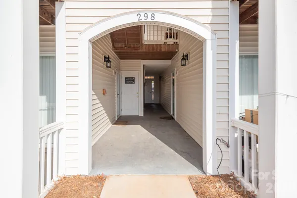 $165,000 | 298 Town Park Drive, Unit 202, Advance, NC 27006