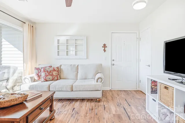 $165,000 | 298 Town Park Drive, Unit 202, Advance, NC 27006