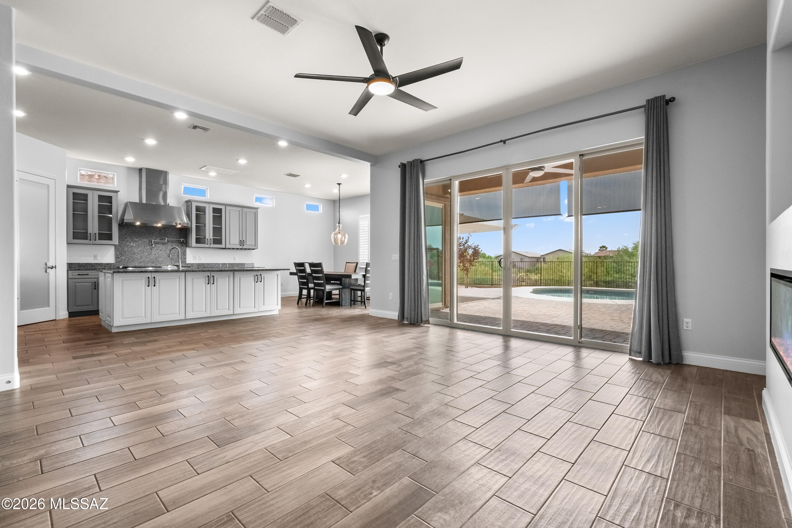 12947 North Morgan Ranch Road Oro Valley, AZ 85755 - Photo 15 of 50