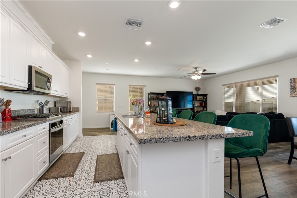 7635 Sweet Rnch Circle Riverside, CA 92507 - Photo 38 of 50