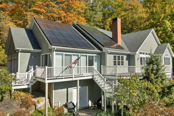 $3,595,000 | 2 Carillon Shores, Tuftonboro, NH 03853