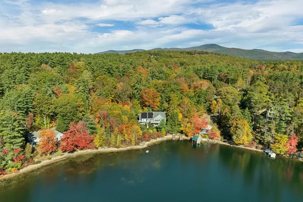$3,595,000 | 2 Carillon Shores, Tuftonboro, NH 03853