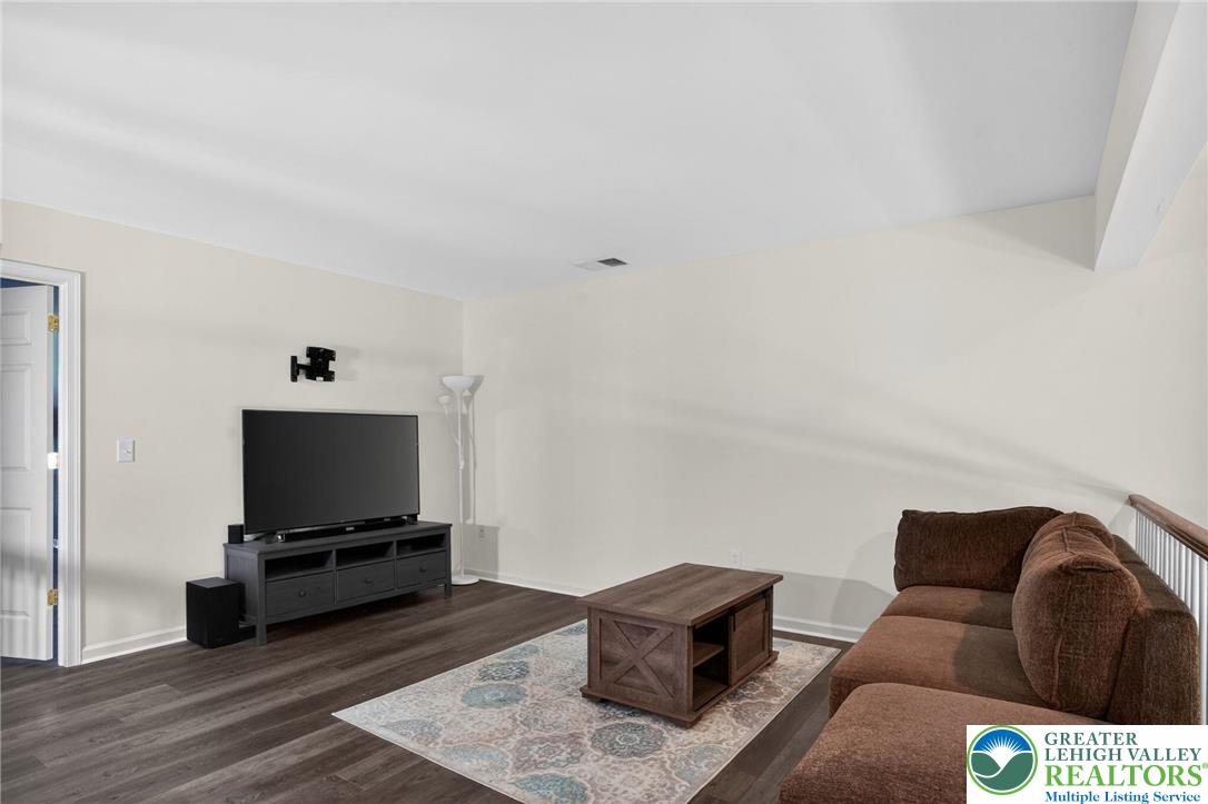 560 Quaker Ridge Terrace Easton, PA 18042 - Photo 22 of 40