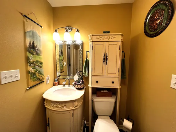 $595,000 | 504 South Franklin Street, La Grange, TX 78945