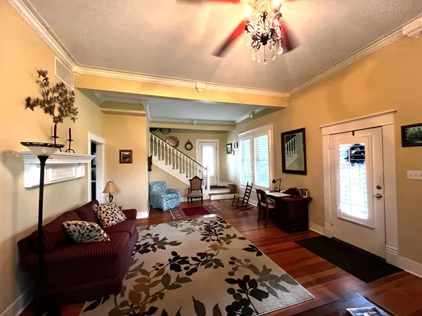 $595,000 | 504 South Franklin Street, La Grange, TX 78945