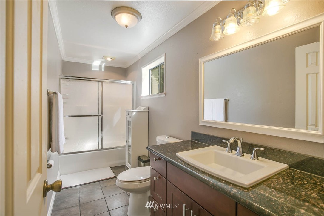 1414 North 39th Place Renton, WA 98056 - Photo 12 of 24 Gallery Image 12