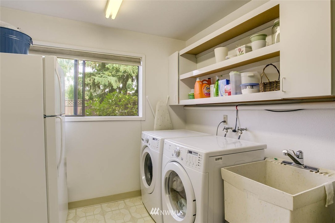 1414 North 39th Place Renton, WA 98056 - Photo 17 of 24 Gallery Image 17