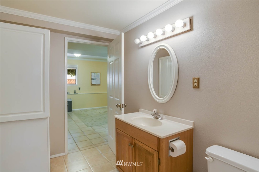 1414 North 39th Place Renton, WA 98056 - Photo 18 of 24 Gallery Image 18