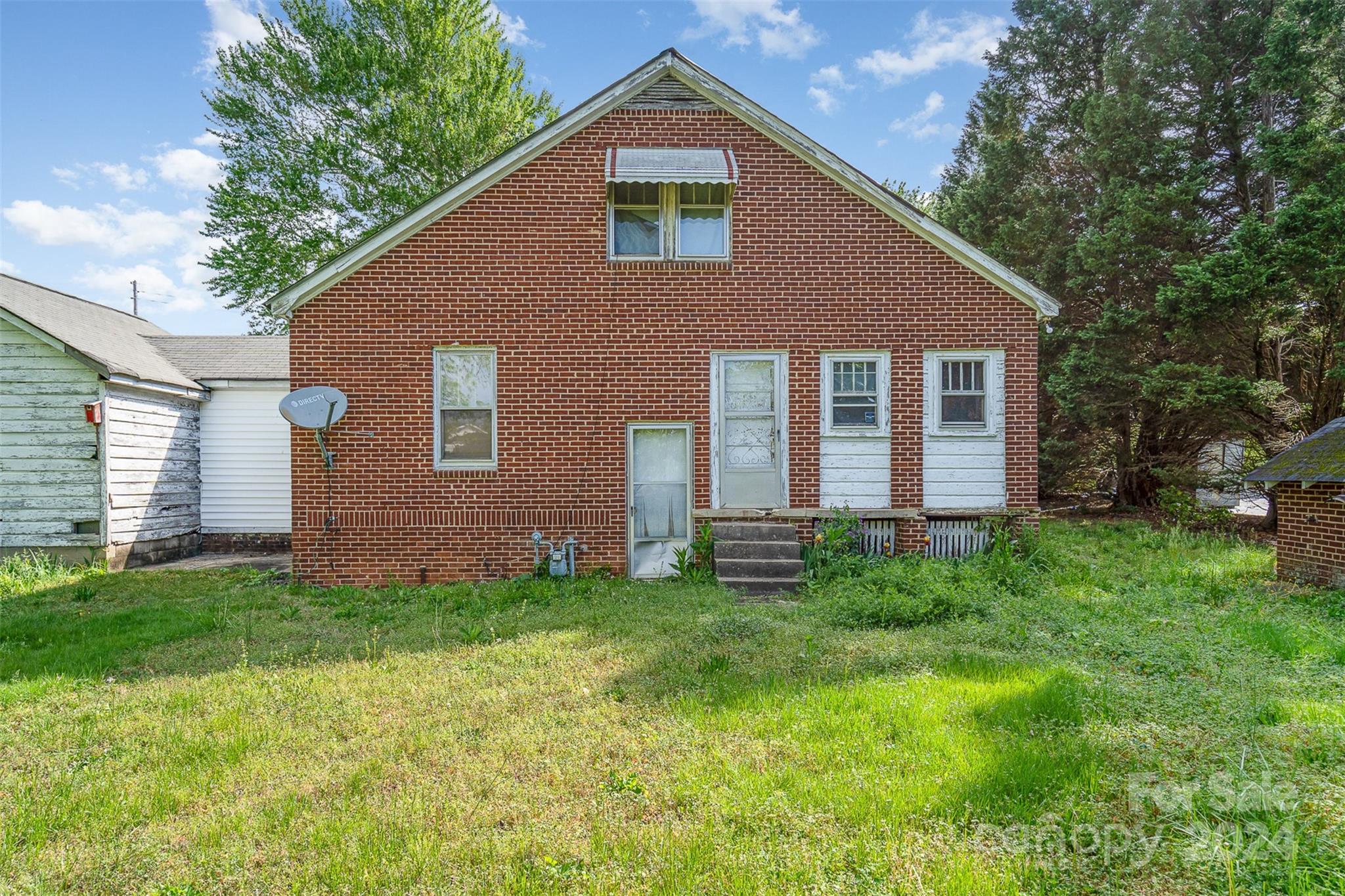 2021 Woodleaf Road Salisbury, NC 28147 - Photo 37 of 42 Gallery Image 37