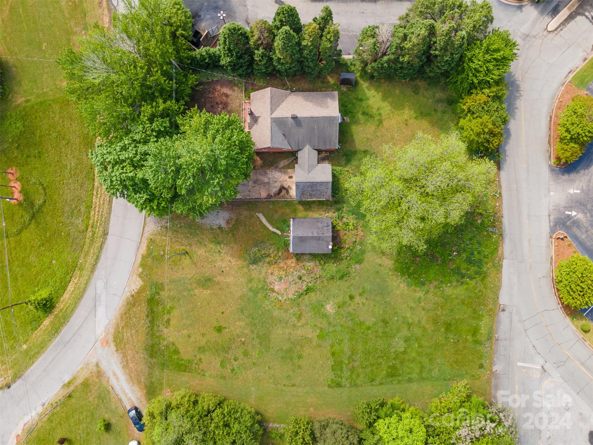 2021 Woodleaf Road Salisbury, NC 28147 - Photo 9 of 42 Gallery Image 9