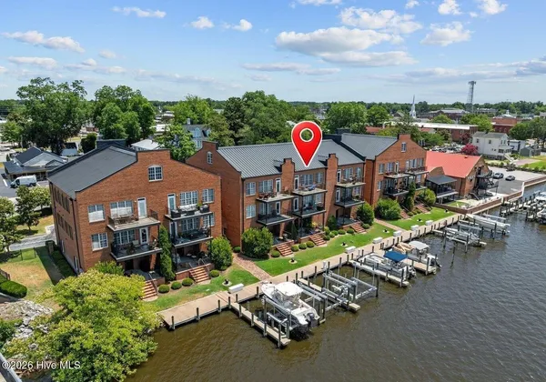 $445,000 | 423 West Main Street, Unit 301, Washington, NC 27889