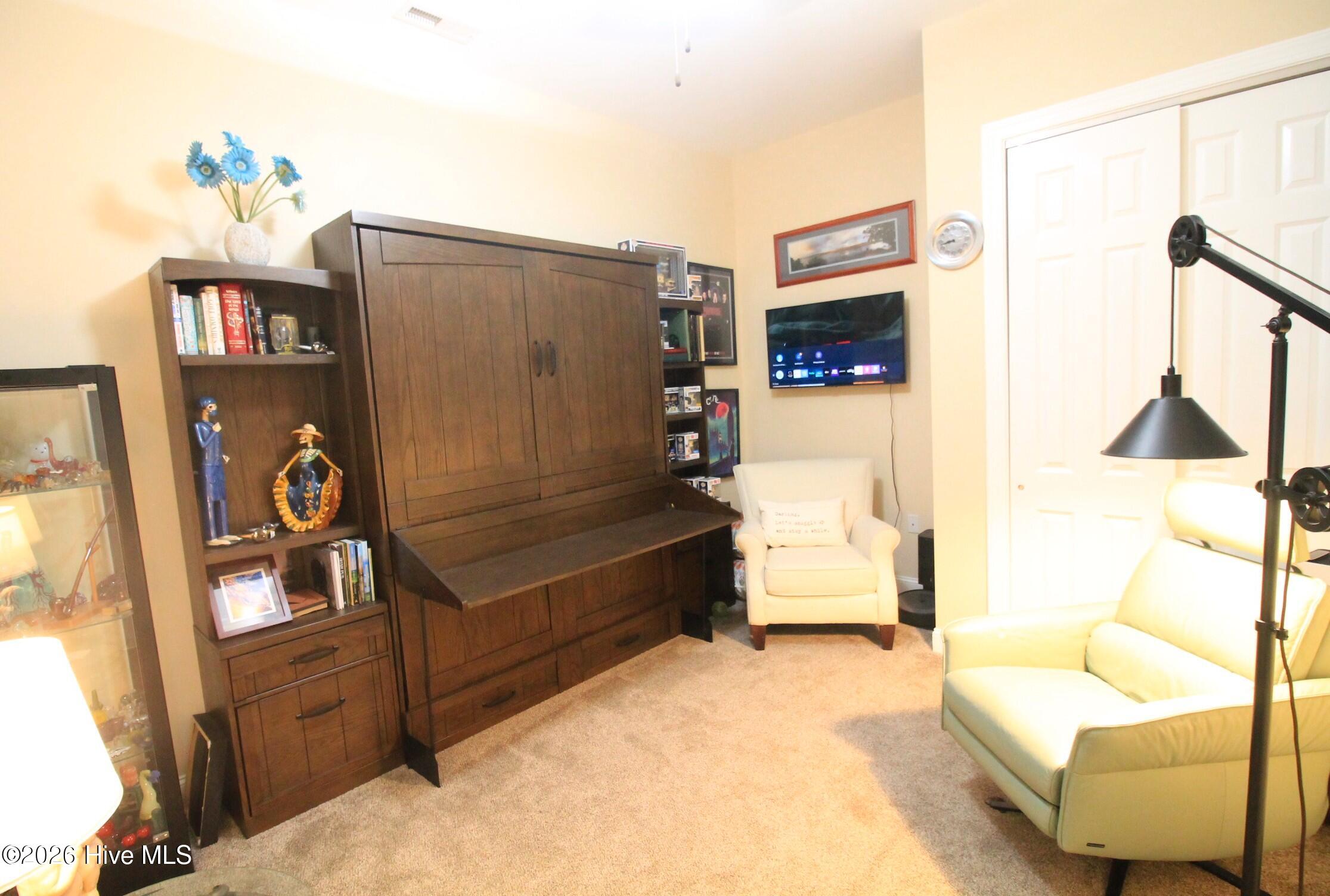 423 West Main Street, Unit 301 Washington, NC 27889 - Photo 20 of 40 office with murphy bed