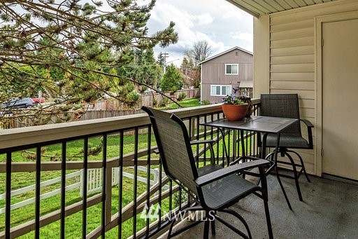 12404 East Gibson Road, Unit P205 Everett, WA 98204 - Photo 11 of 15 Gallery Image 11