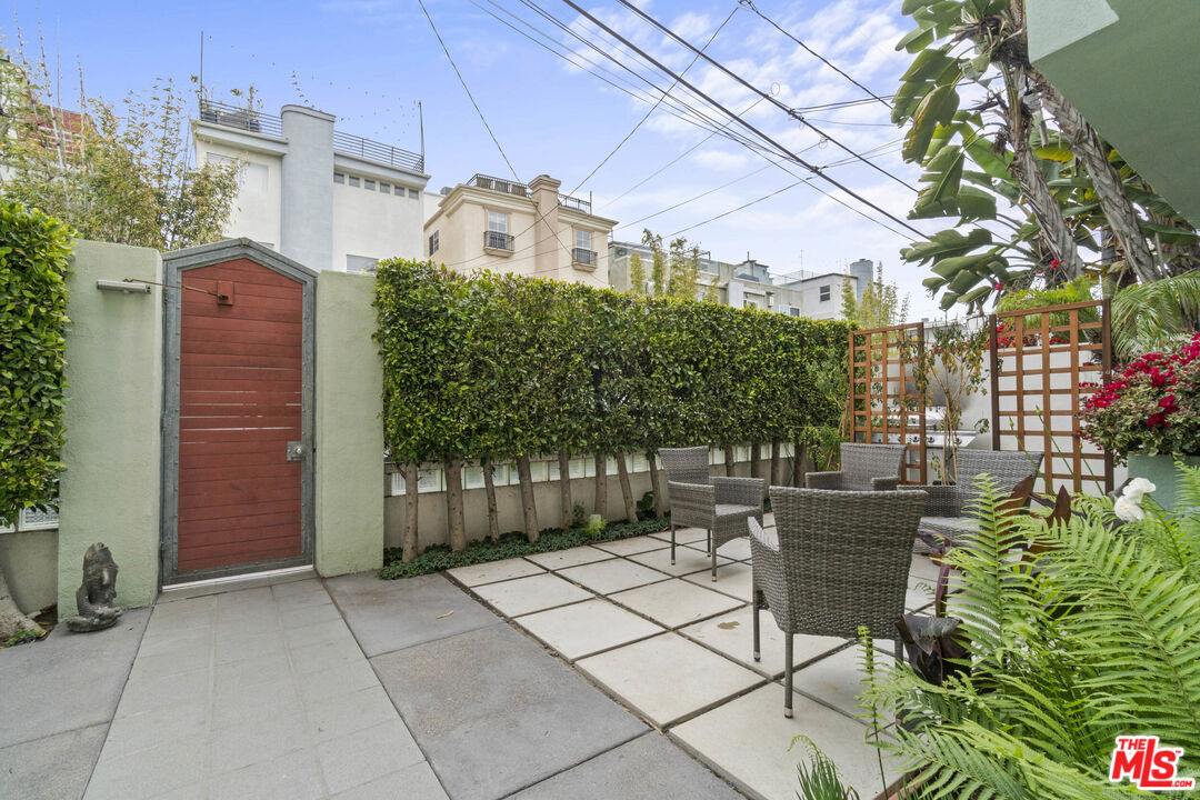 123 Galleon Street, Unit B Marina del Rey, CA 90292 - Photo 2 of 43 a view of a chairs and tables in the patio