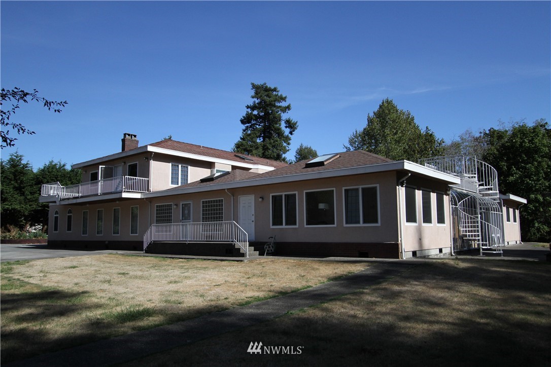 1521 Roosevelt Way Point Roberts, WA 98281 - Photo 8 of 18 Gallery Image 8