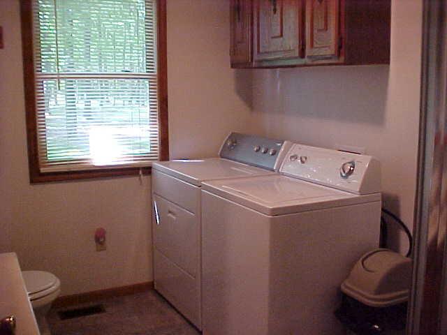 6800 National Road Southwest Pataskala, OH 43062 - Photo 11 of 12