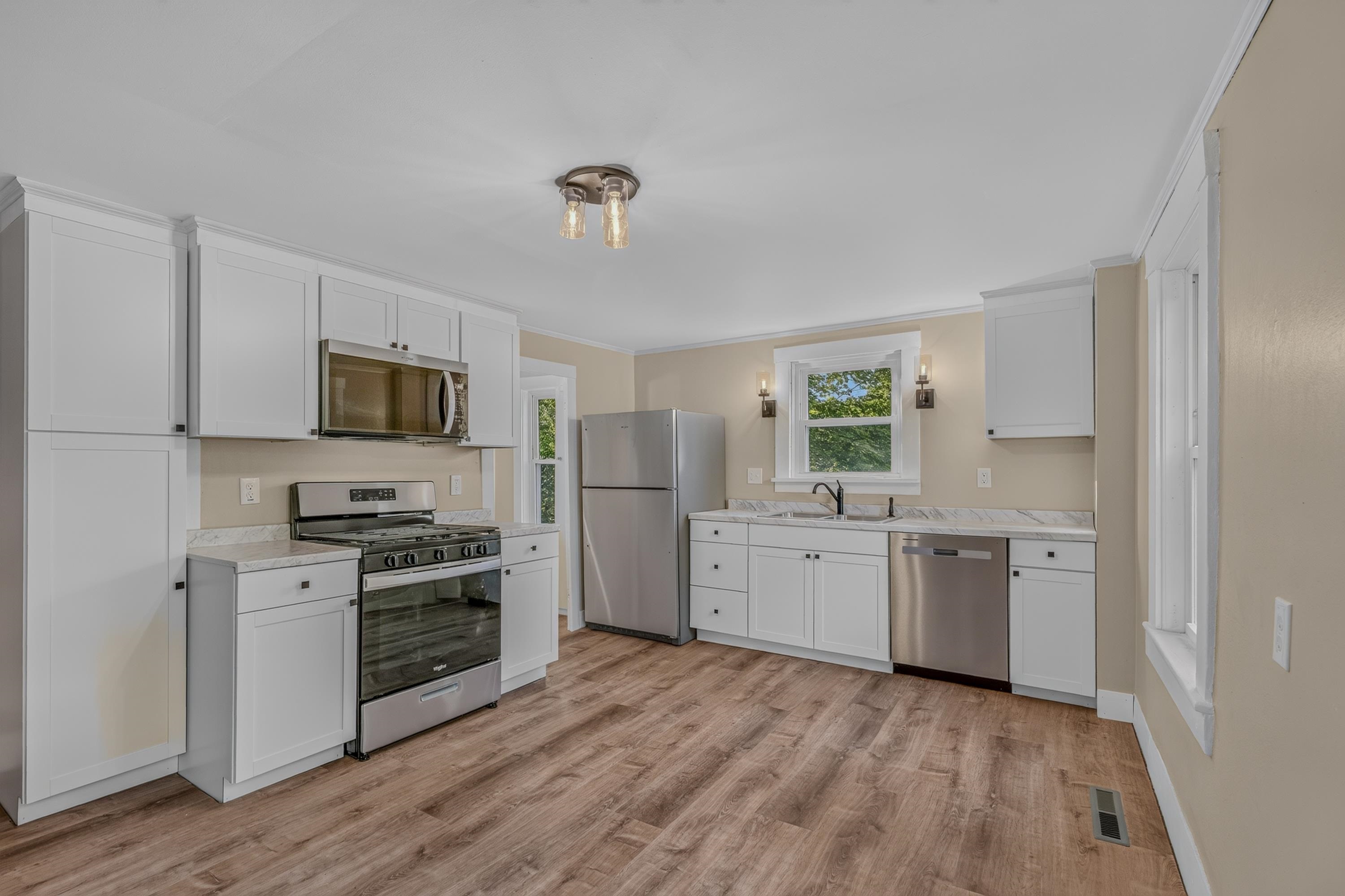 6 Hodge Hill Road Lisbon, NH 03585 - Photo 5 of 37
