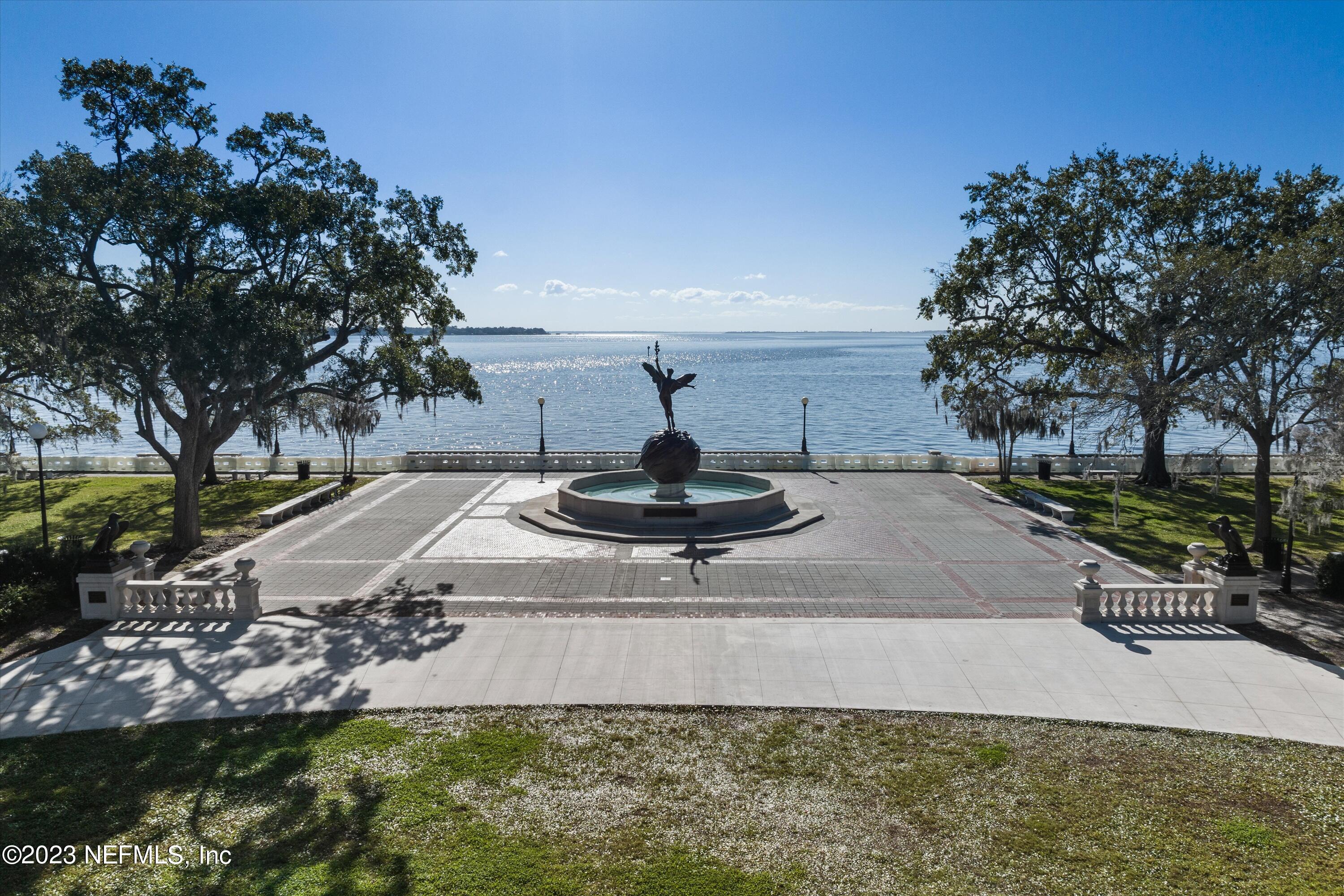 1661 Riverside Avenue, Unit 211 Jacksonville, FL 32204 - Photo 17 of 32 a view of a park