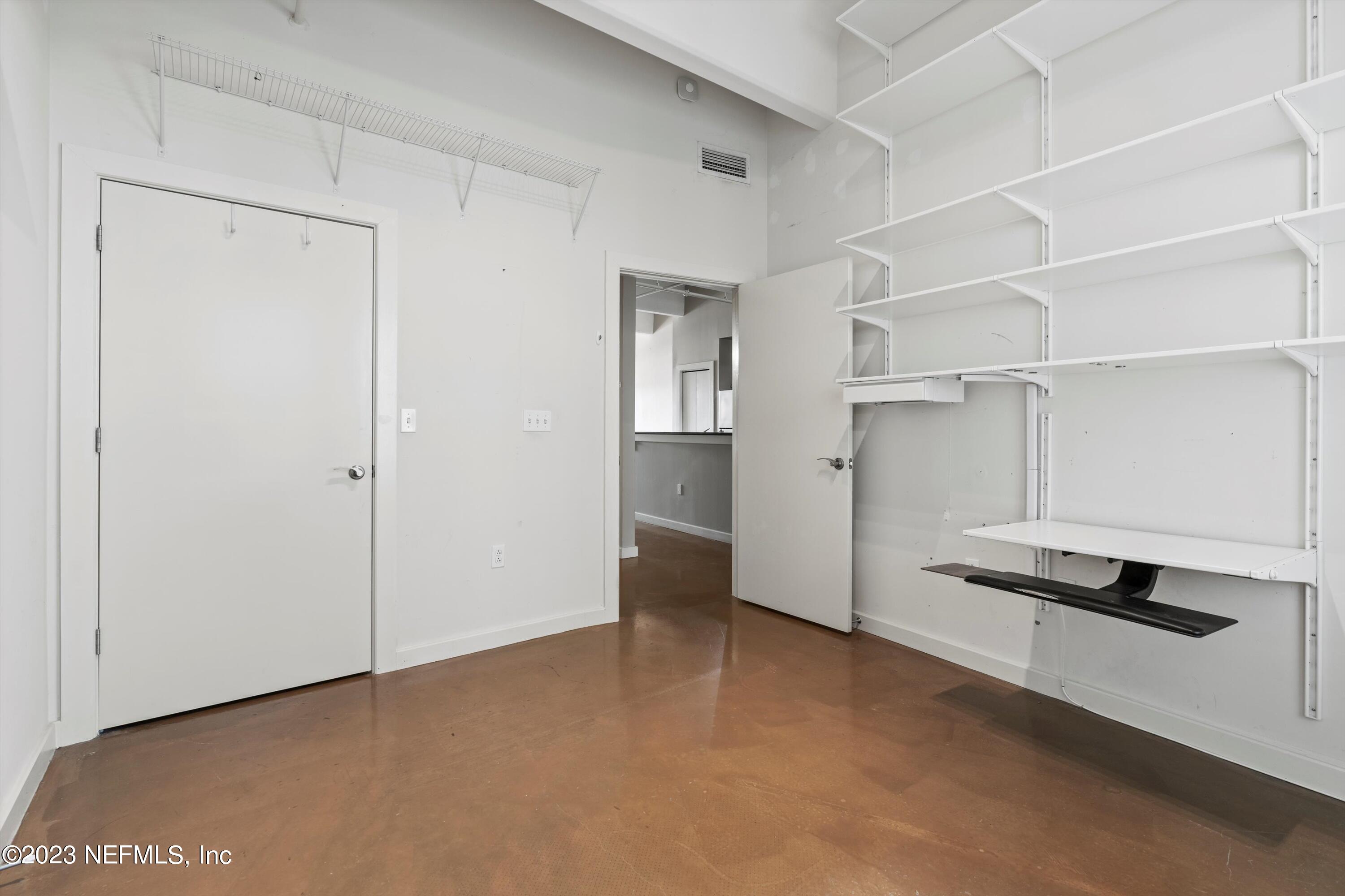 1661 Riverside Avenue, Unit 211 Jacksonville, FL 32204 - Photo 26 of 32 a view of an empty room