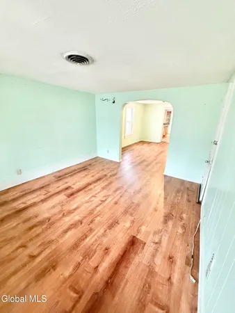 $1,250 | 1575 Carrie Street, Unit 2, Schenectady, NY 12308