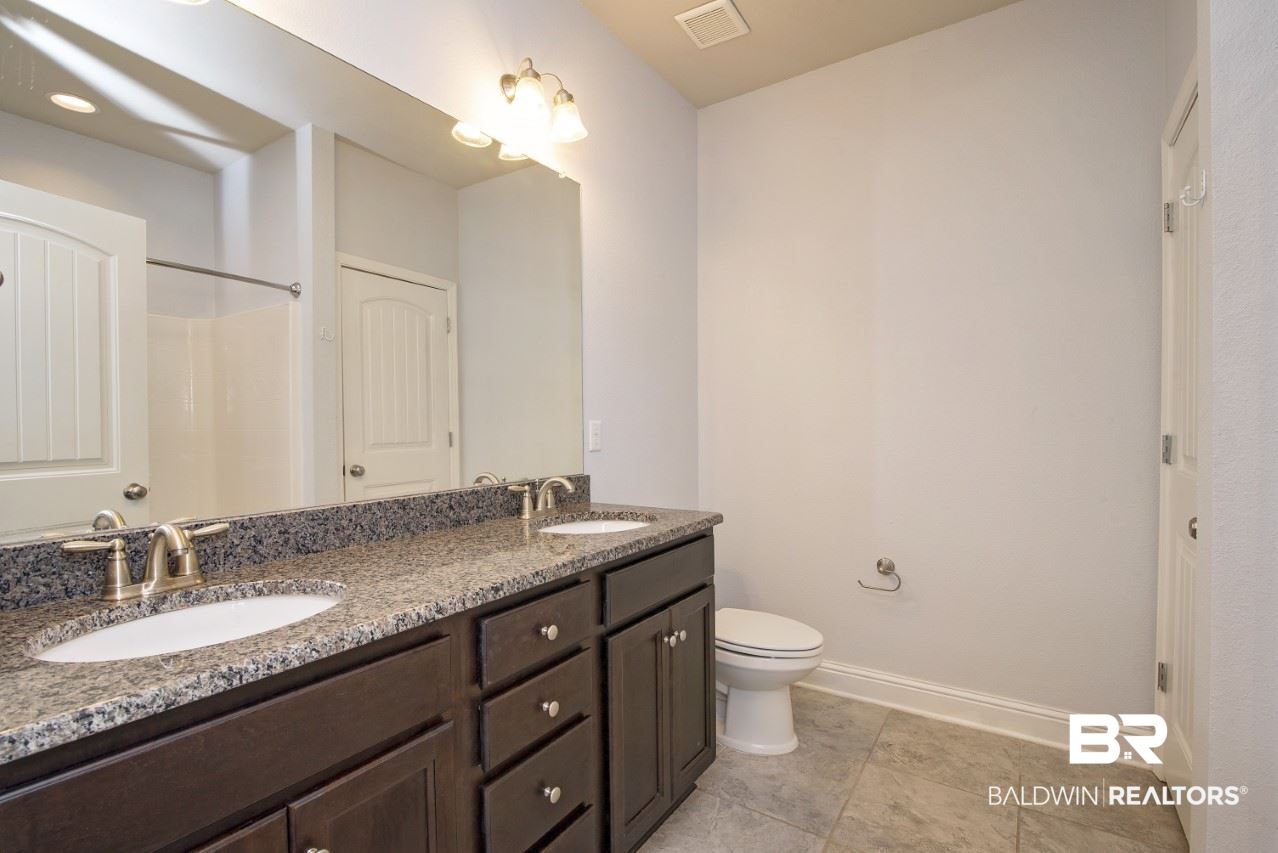 248 Hawthorne Circle Fairhope, AL 36532 - Photo 16 of 33