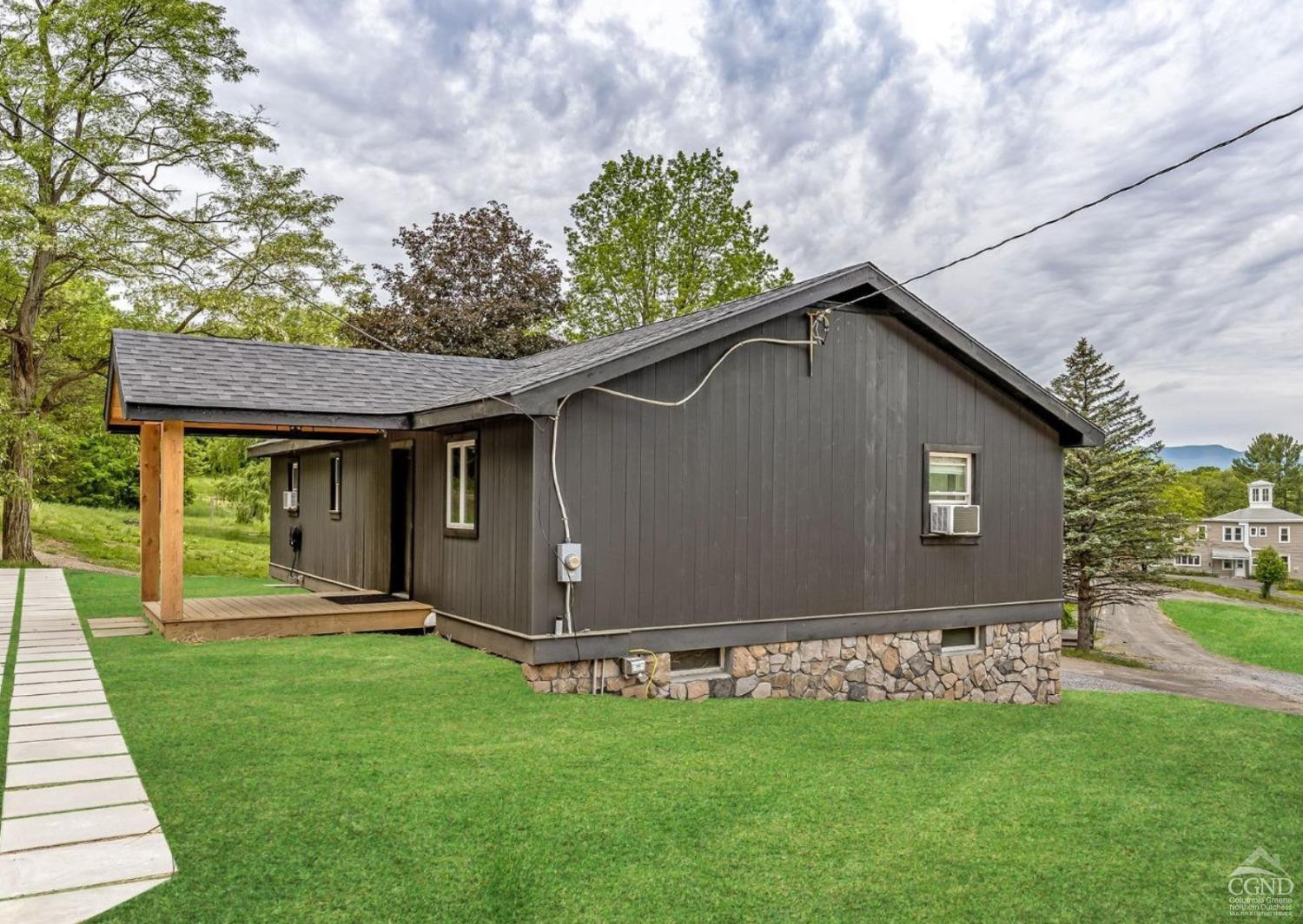 875 Road 23B Leeds, NY 12451 - Photo 19 of 38 a front view of house with yard