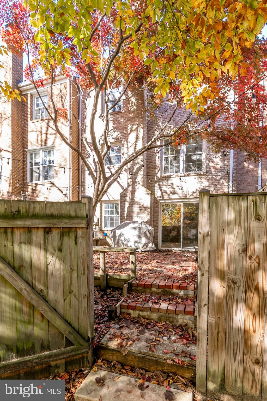 8094 Sleepy View Lane Springfield, VA 22153 - Photo 75 of 76 Fenced back yard