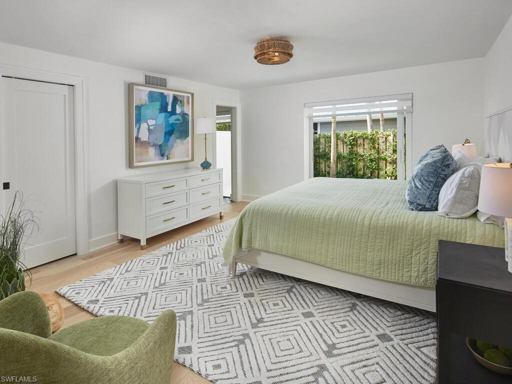 255 2nd Avenue South, Unit 6 Naples, FL 34102 - Photo 12 of 27