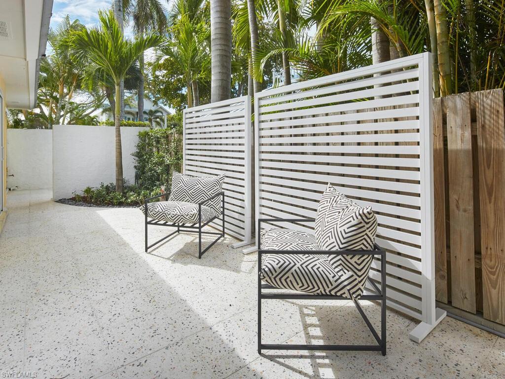 255 2nd Avenue South, Unit 6 Naples, FL 34102 - Photo 19 of 27