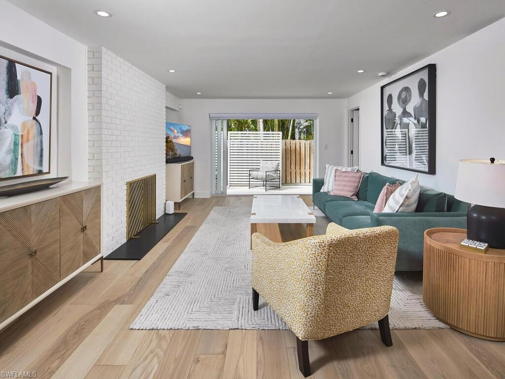 255 2nd Avenue South, Unit 6 Naples, FL 34102 - Photo 6 of 27