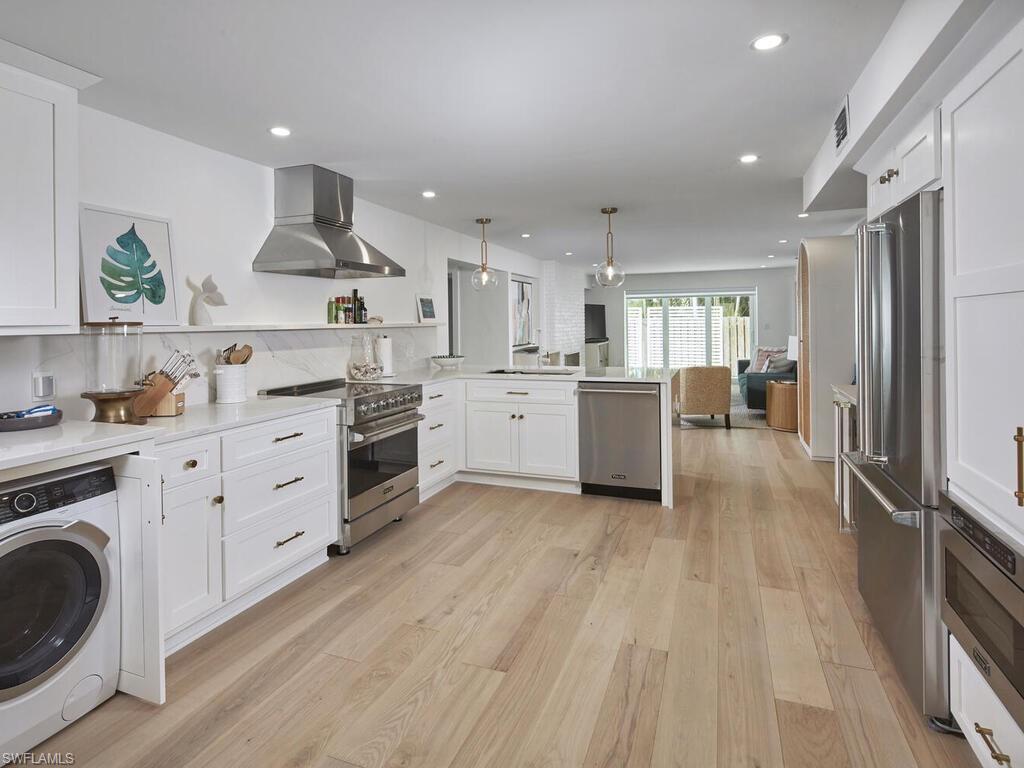 255 2nd Avenue South, Unit 6 Naples, FL 34102 - Photo 10 of 27