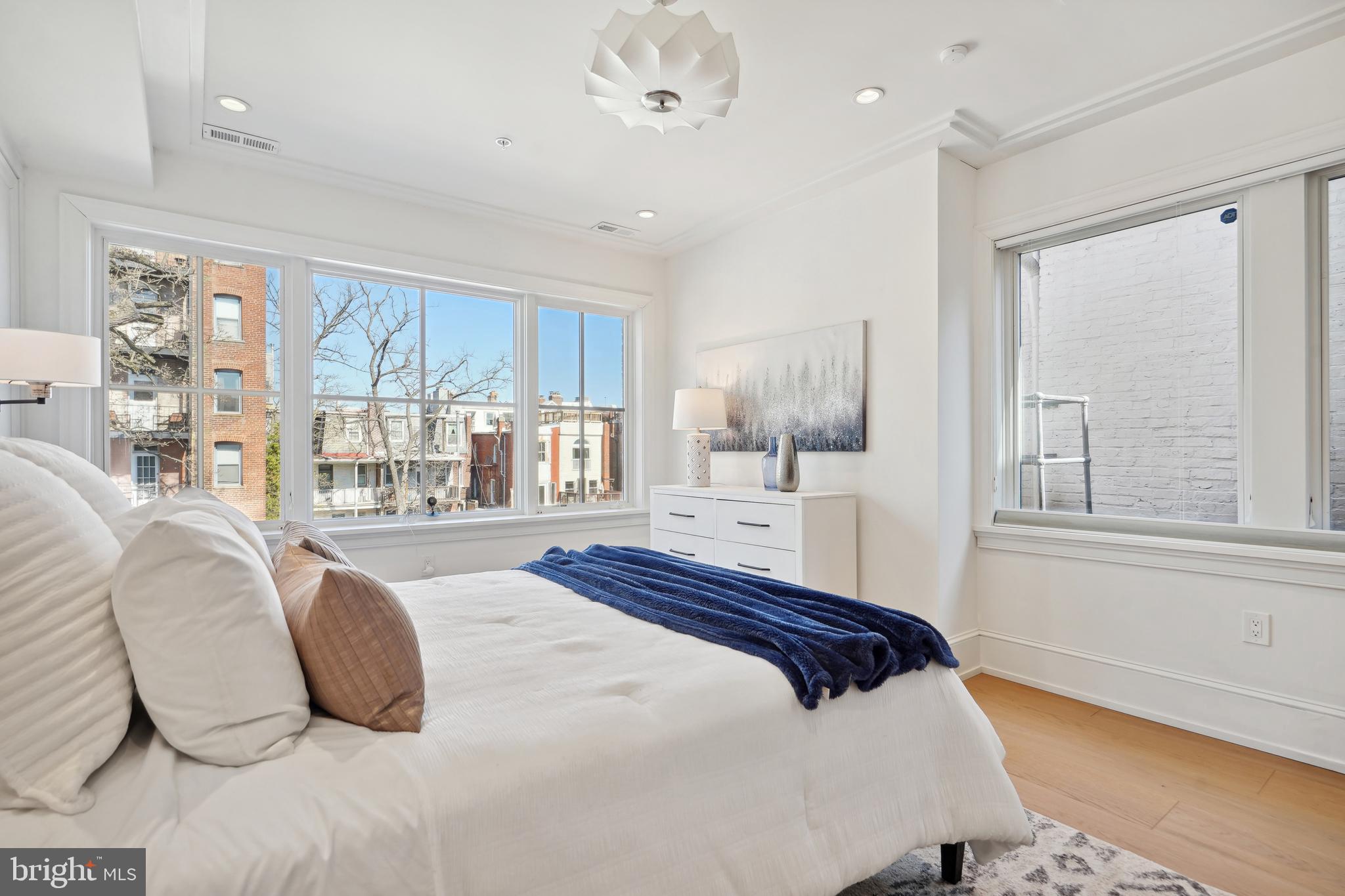 1829 Kalorama Road Northwest, Unit 3 Washington, DC 20009 - Photo 23 of 51