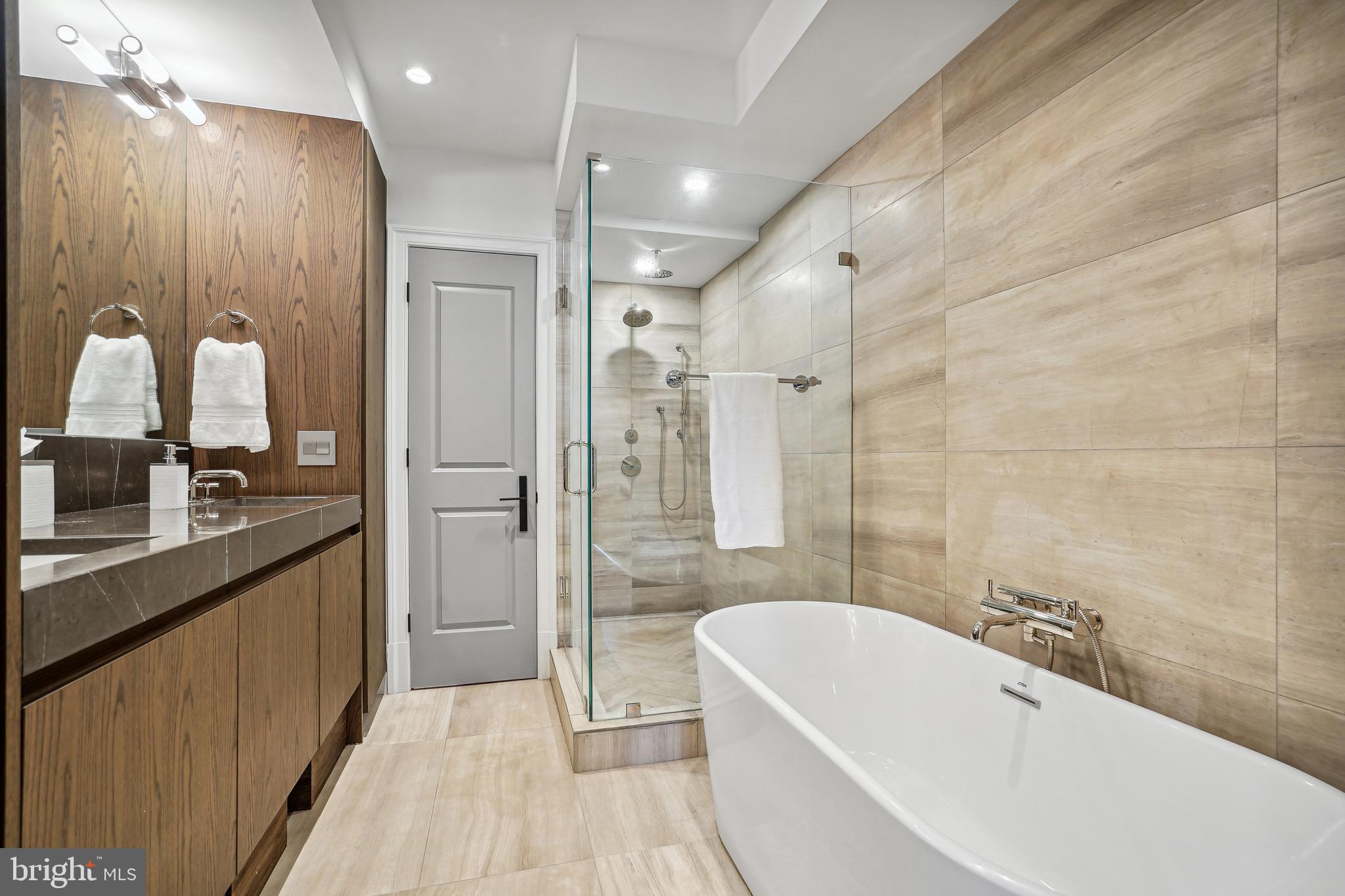 1829 Kalorama Road Northwest, Unit 3 Washington, DC 20009 - Photo 28 of 51