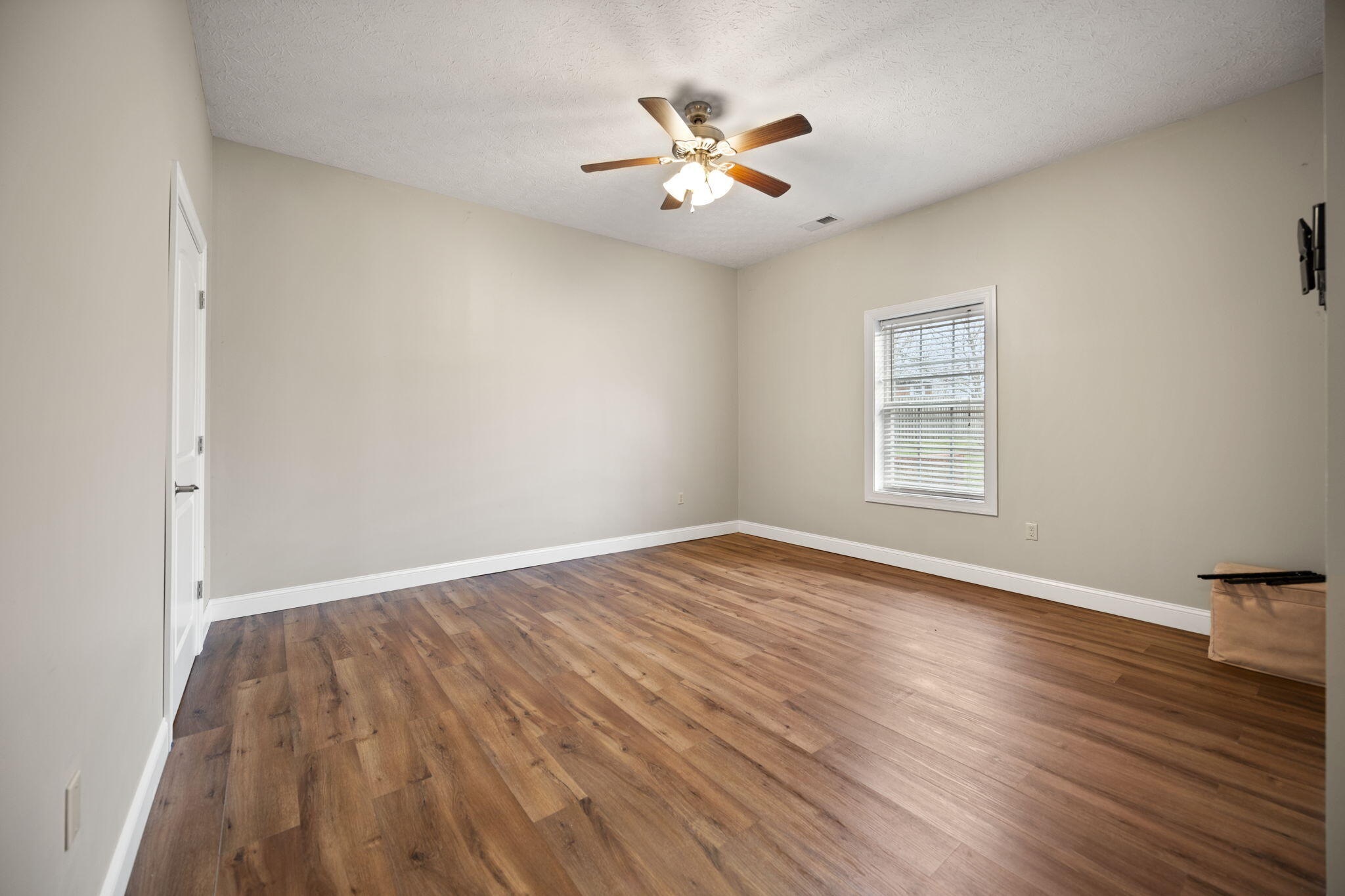 1459 Kit Cowan Road Somerset, KY 42501 - Photo 6 of 62 2-web-or-mls-413A0001