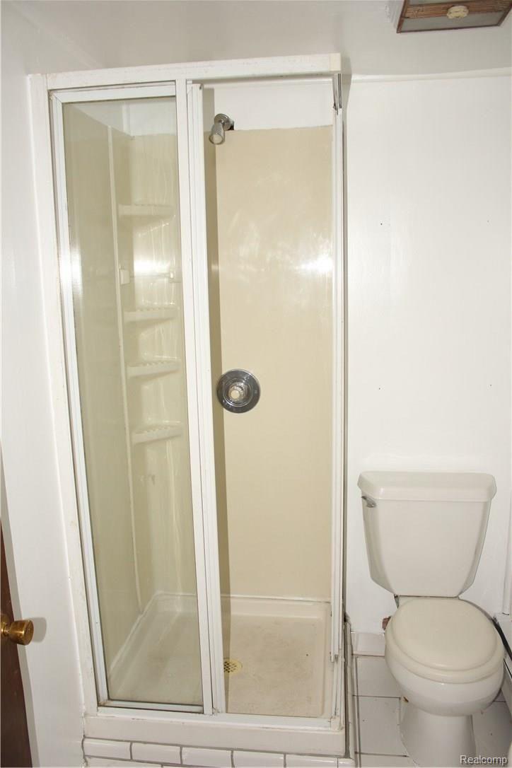 9255 Rucker Road Grosse Ile, MI 48138 - Photo 34 of 57 IMG_9650.JPG