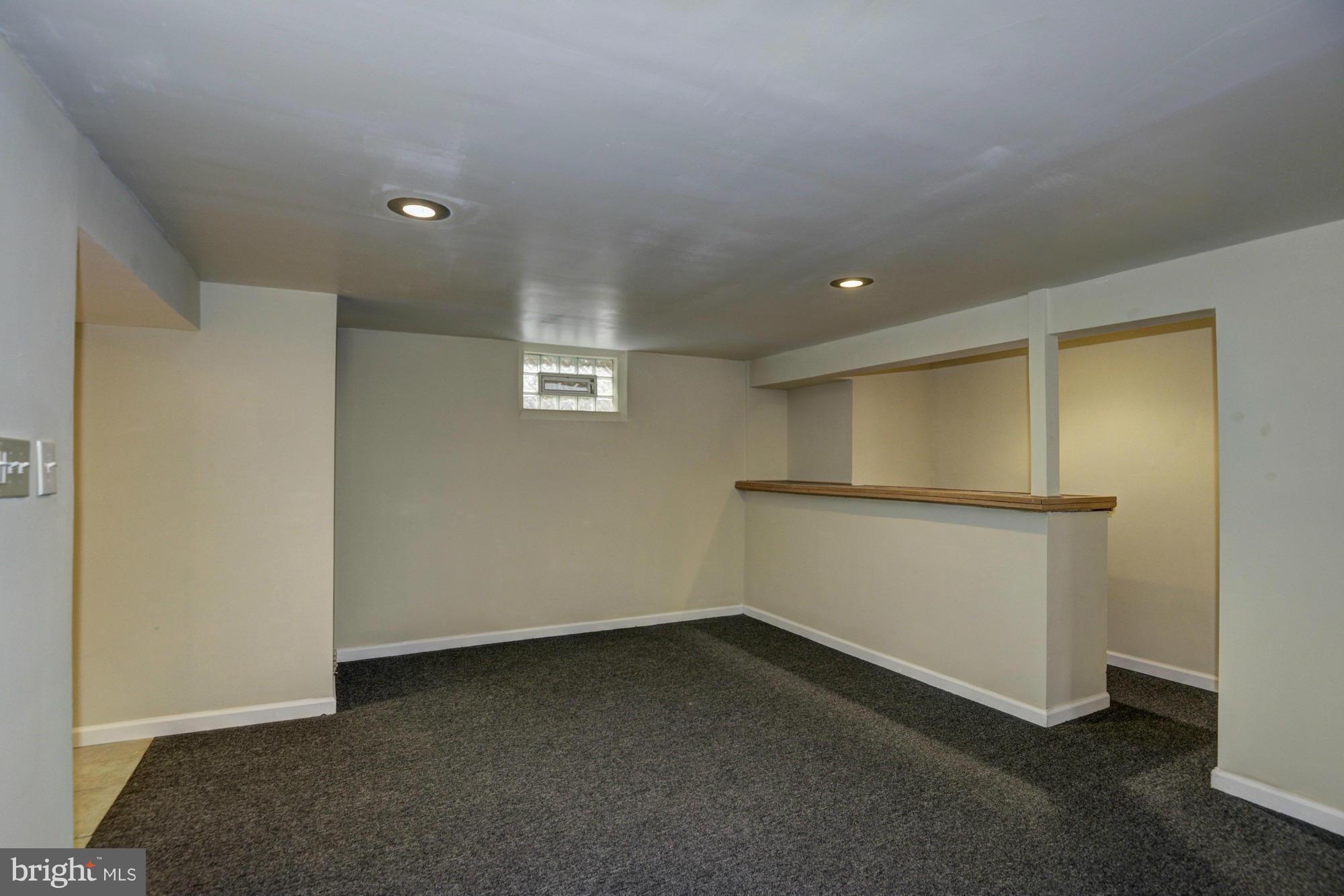 3903 Tiverton Road Randallstown, MD 21133 - Photo 13 of 20 Recreation Room w/ Bar