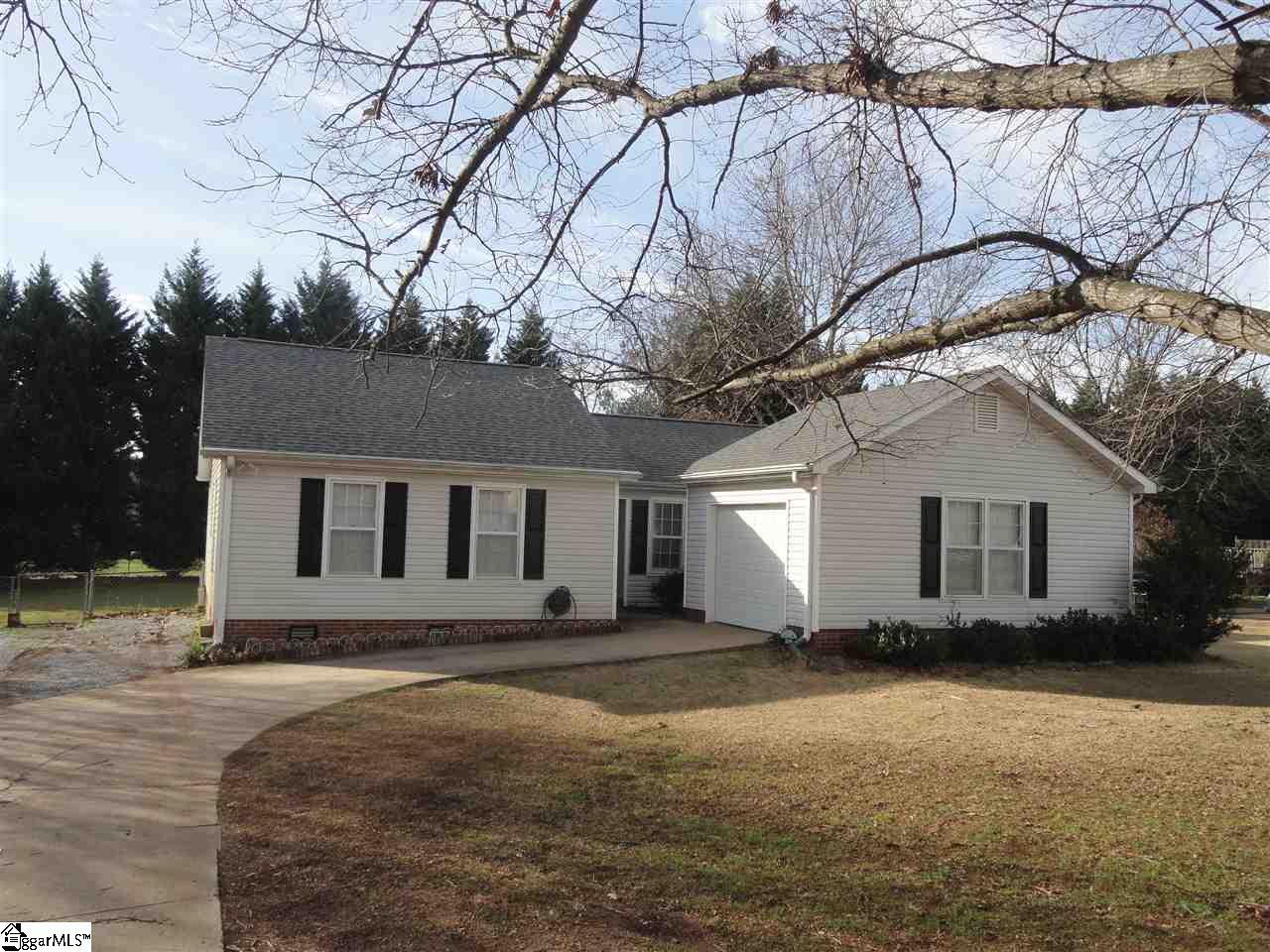106 Brown Road Simpsonville, SC 29681 - Photo 17 of 18 Gallery Image 17