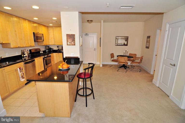 3600 South Glebe Road, Unit 421W Arlington, VA 22202 - Photo 19 of 29 Breakfast Area