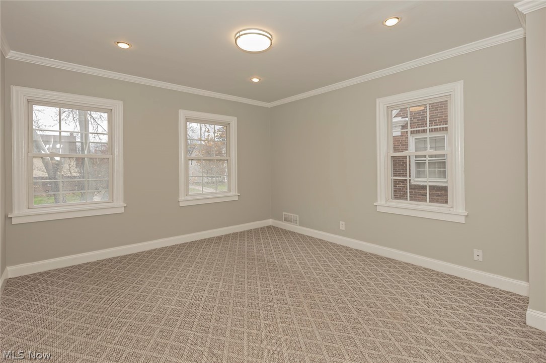 3300 Stockholm Road Cleveland, OH 44120 - Photo 19 of 35