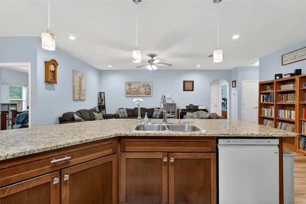 $348,400 | 30 Deer Trail Circle, Bronson, FL 32621