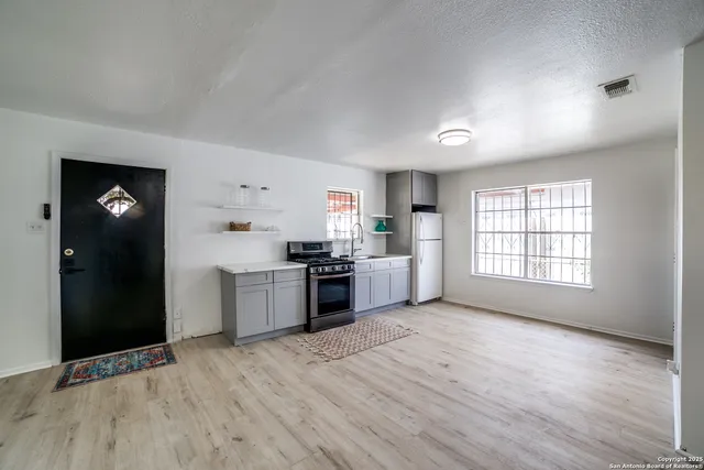 $163,500 | 2114 South Trinity Street, San Antonio, TX 78207