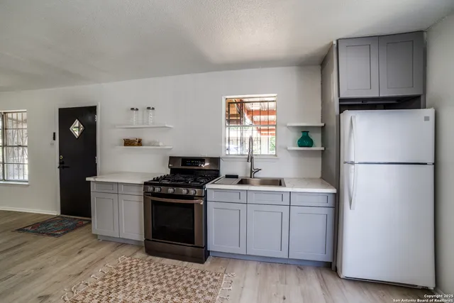 $163,500 | 2114 South Trinity Street, San Antonio, TX 78207