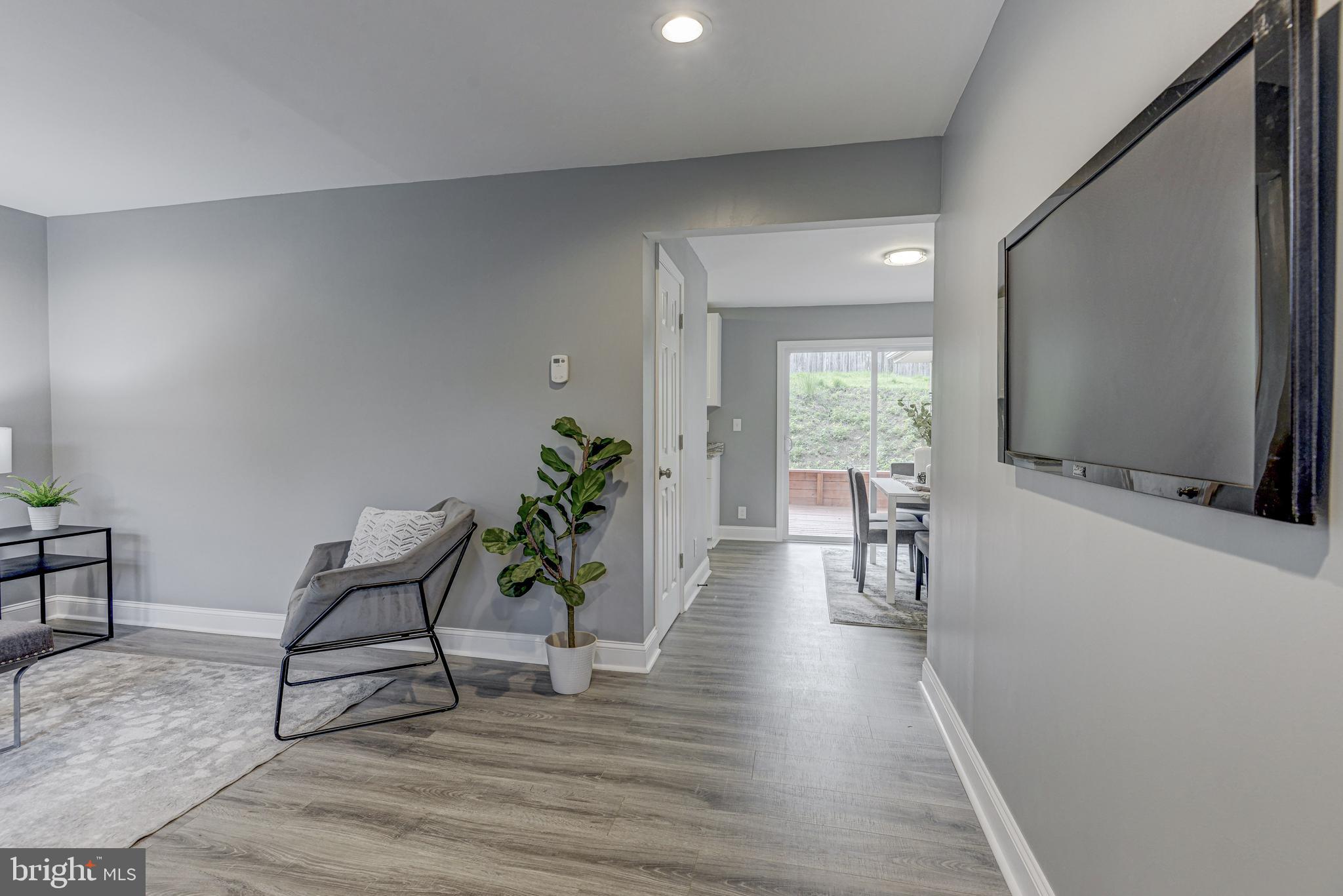 1912 Valley Road Baltimore, MD 21207 - Photo 4 of 41
