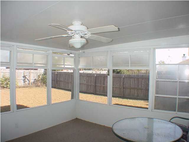 522 Risen Star Drive Crestview, FL 32539 - Photo 7 of 8 Gallery Image 7