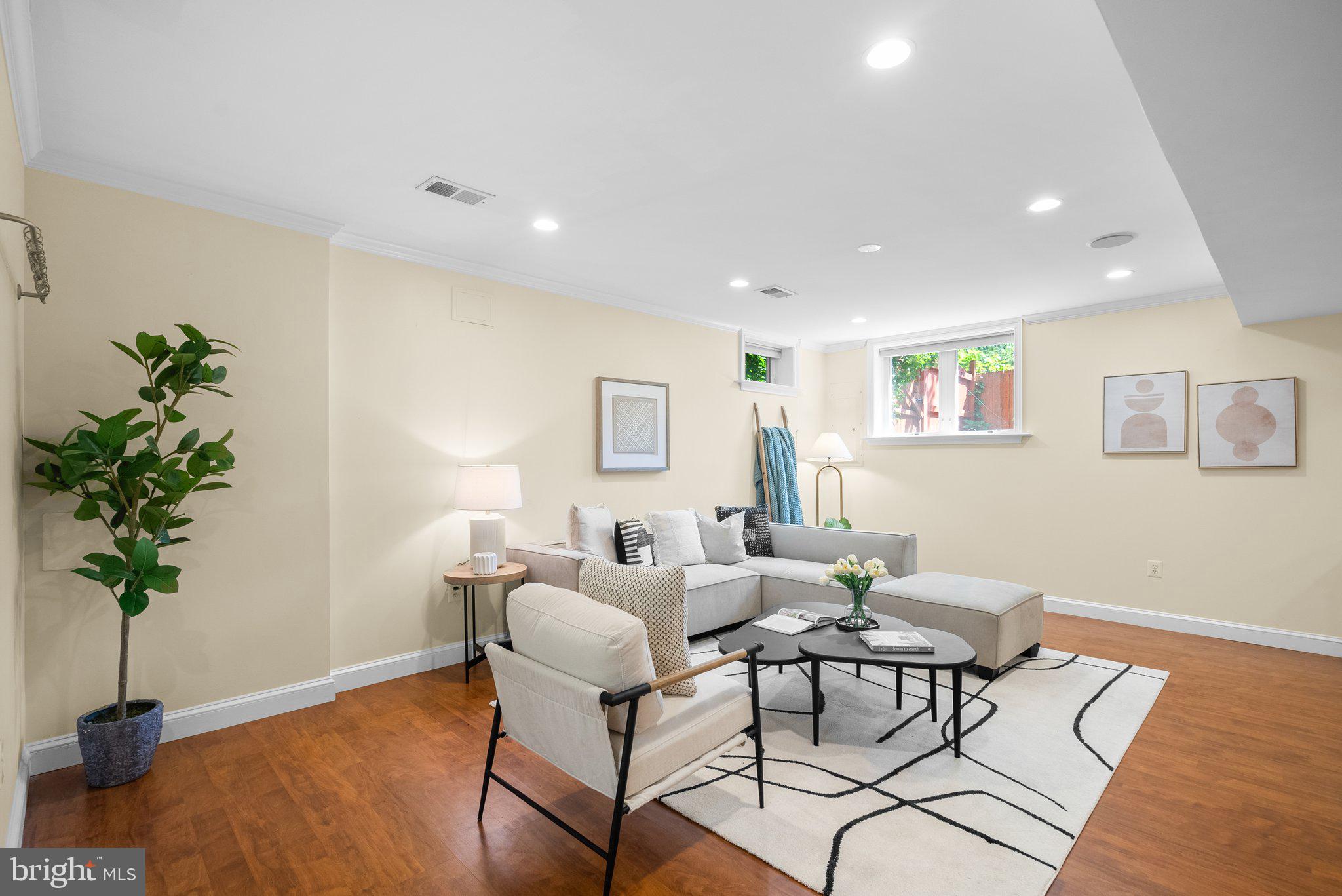 416 Penwood Road Silver Spring, MD 20901 - Photo 31 of 45
